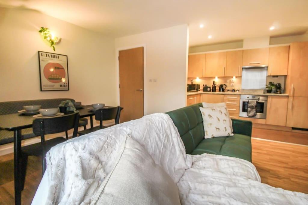 Luxurious 1 Bed Apartment With Free Parking نوتينغهام المظهر الخارجي الصورة