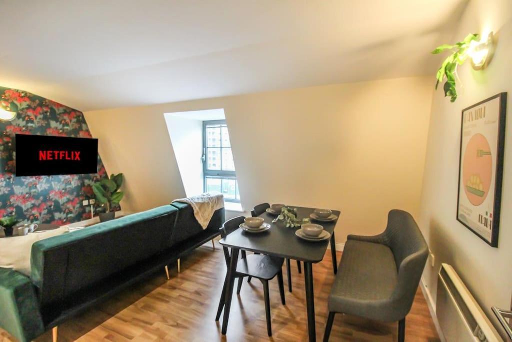 Luxurious 1 Bed Apartment With Free Parking نوتينغهام المظهر الخارجي الصورة